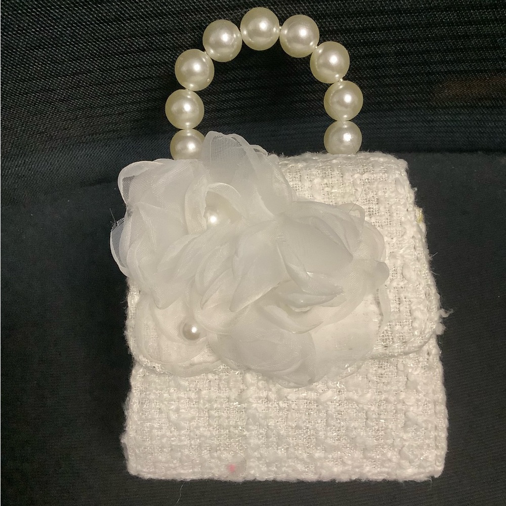 White purse for little girls: First Communion, Flower Girl, Easter